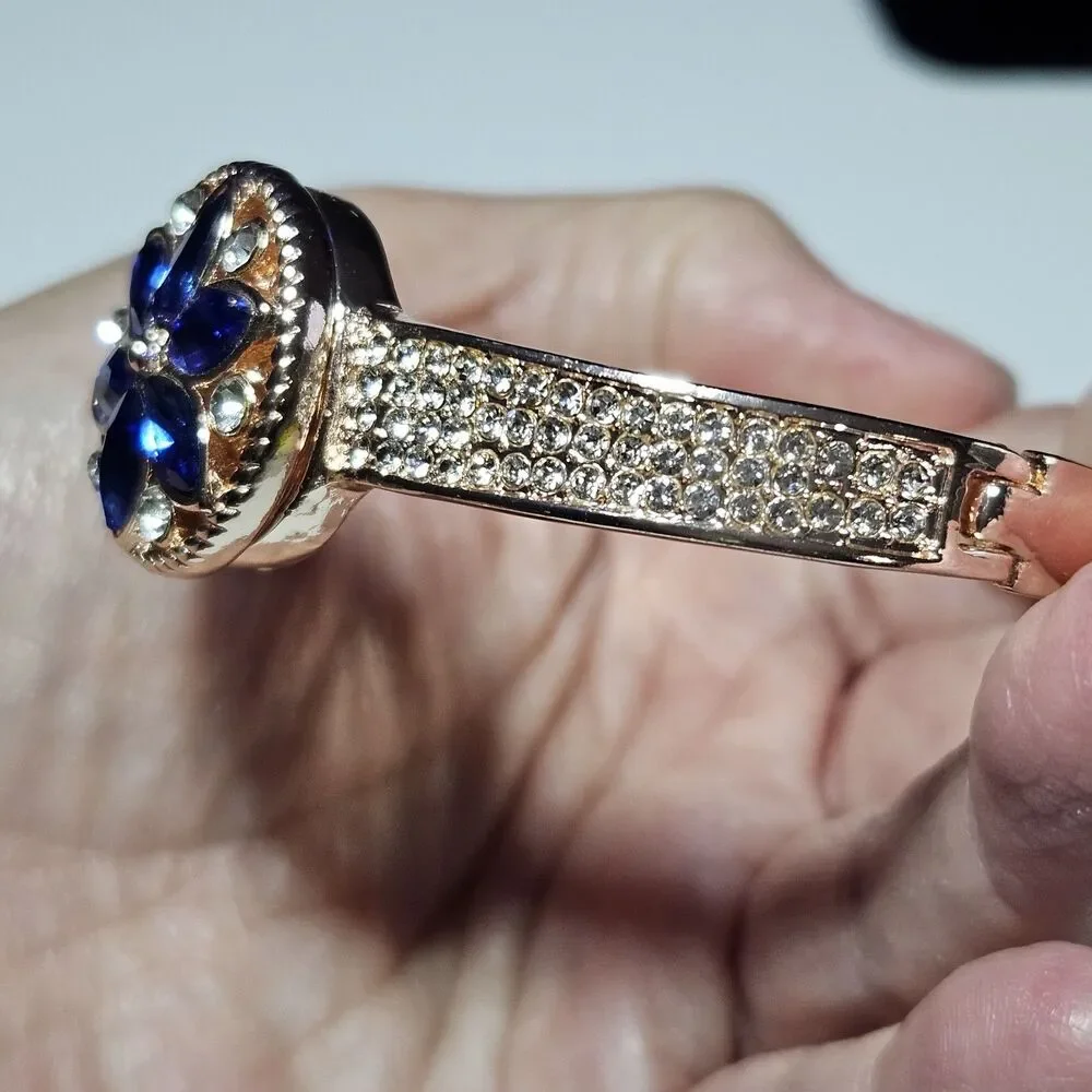 Rose Gold Snap Bracelet Blue And Clear Rhinestone Flower Approx 7
